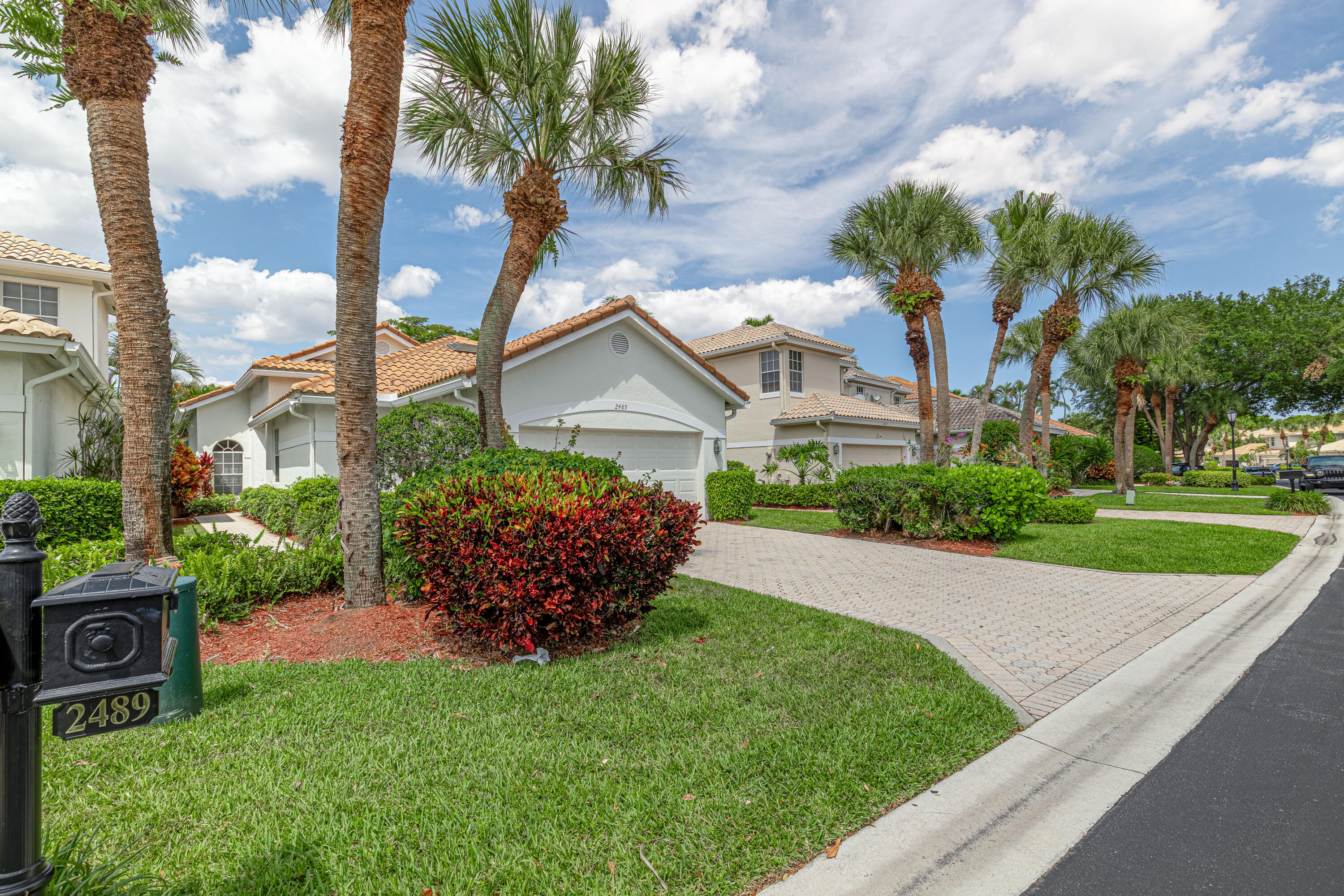 BANYANS OF ARVIDA COUNTRY CLUB - Residential