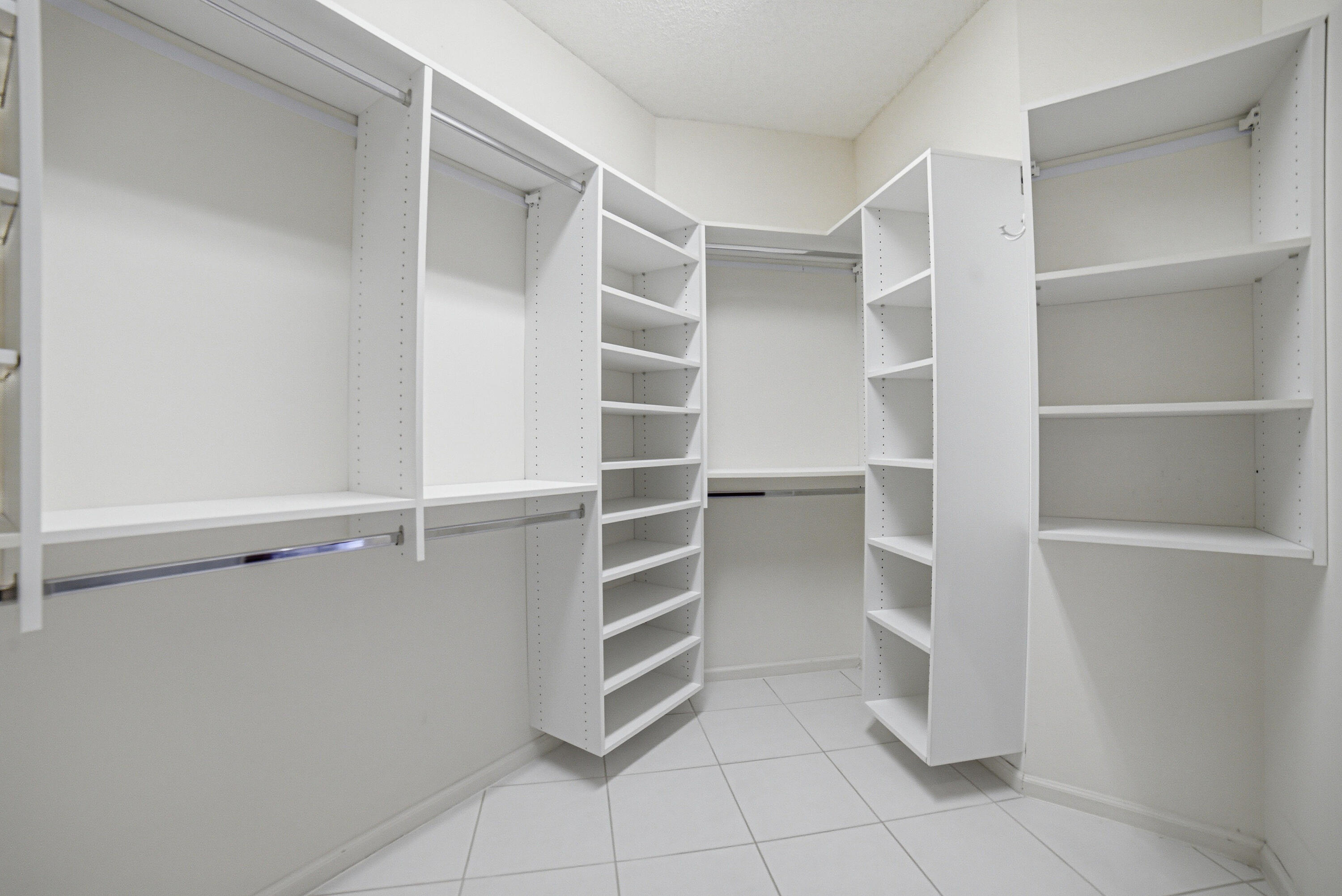 BANYANS OF ARVIDA COUNTRY CLUB - Residential