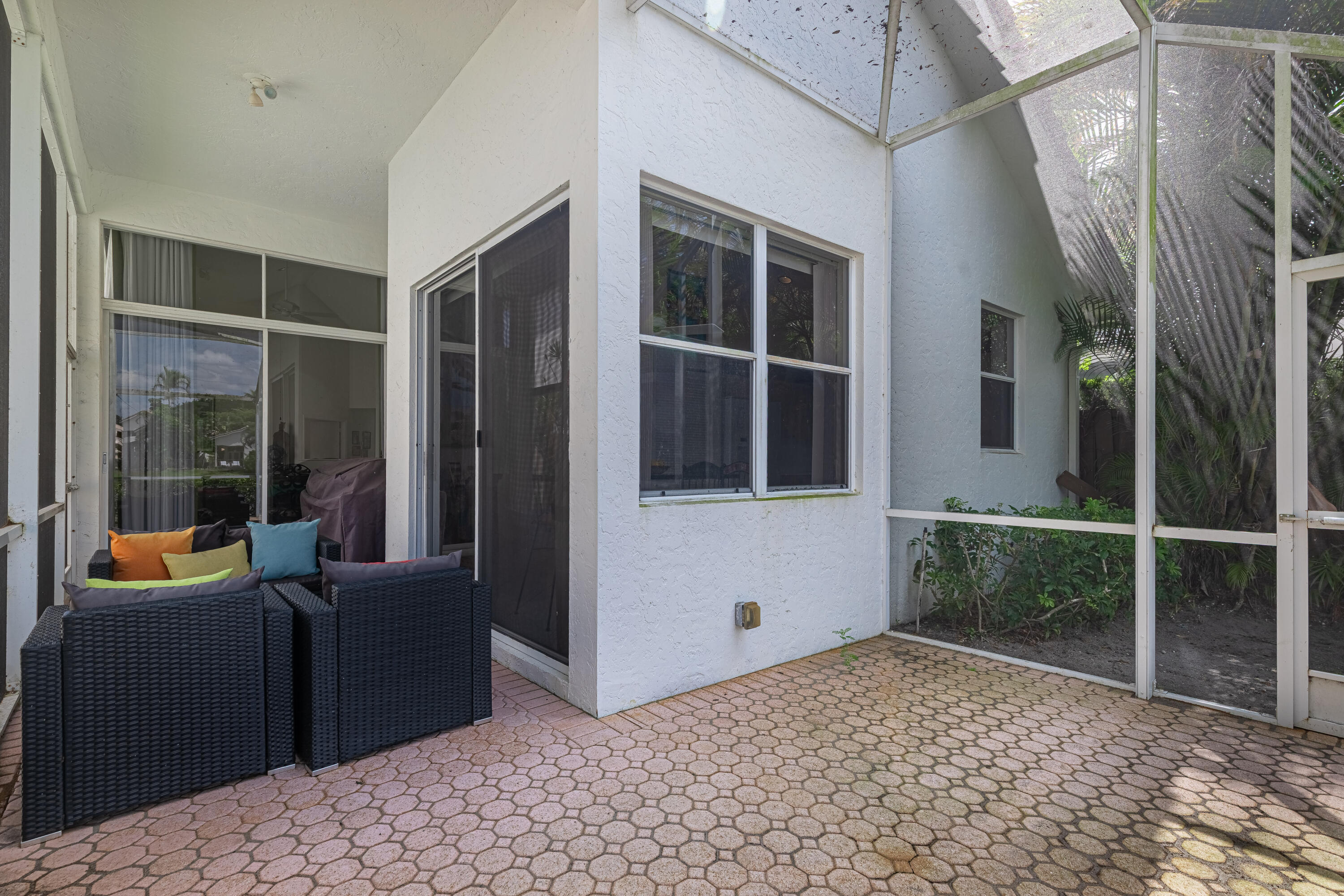 BANYANS OF ARVIDA COUNTRY CLUB - Residential