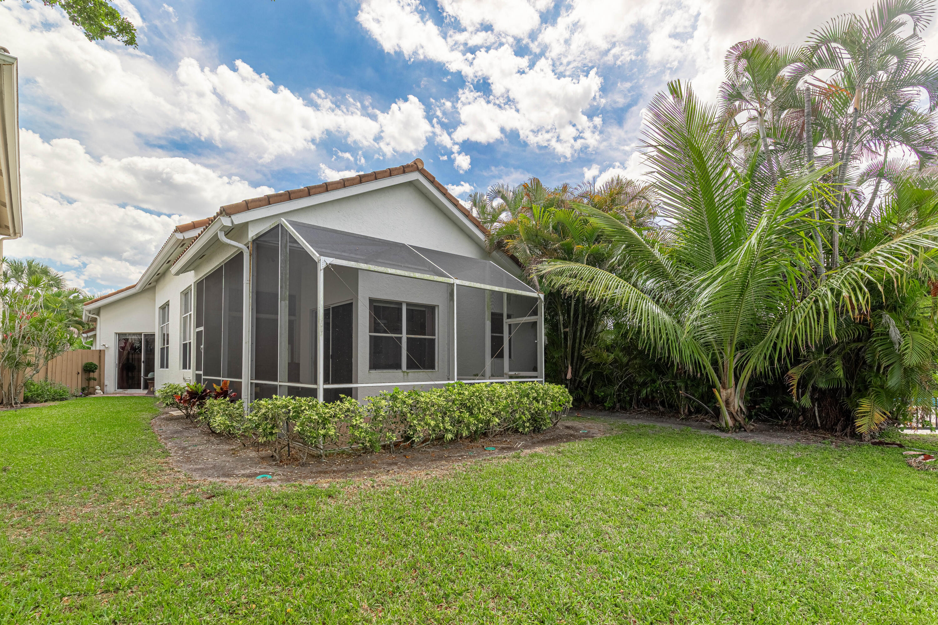 BANYANS OF ARVIDA COUNTRY CLUB - Residential