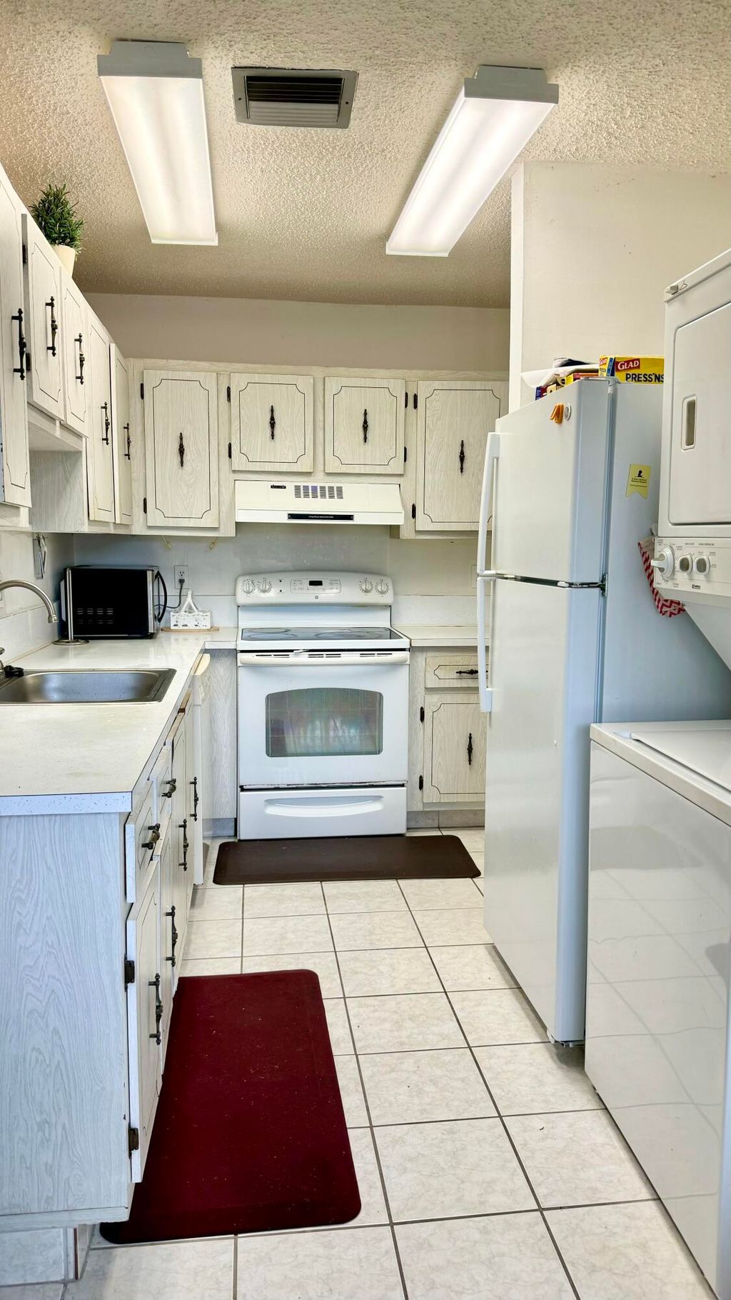 Photo of 1551 NW 20th Avenue #102, Delray Beach, FL 33445 (MLS # B26015531)