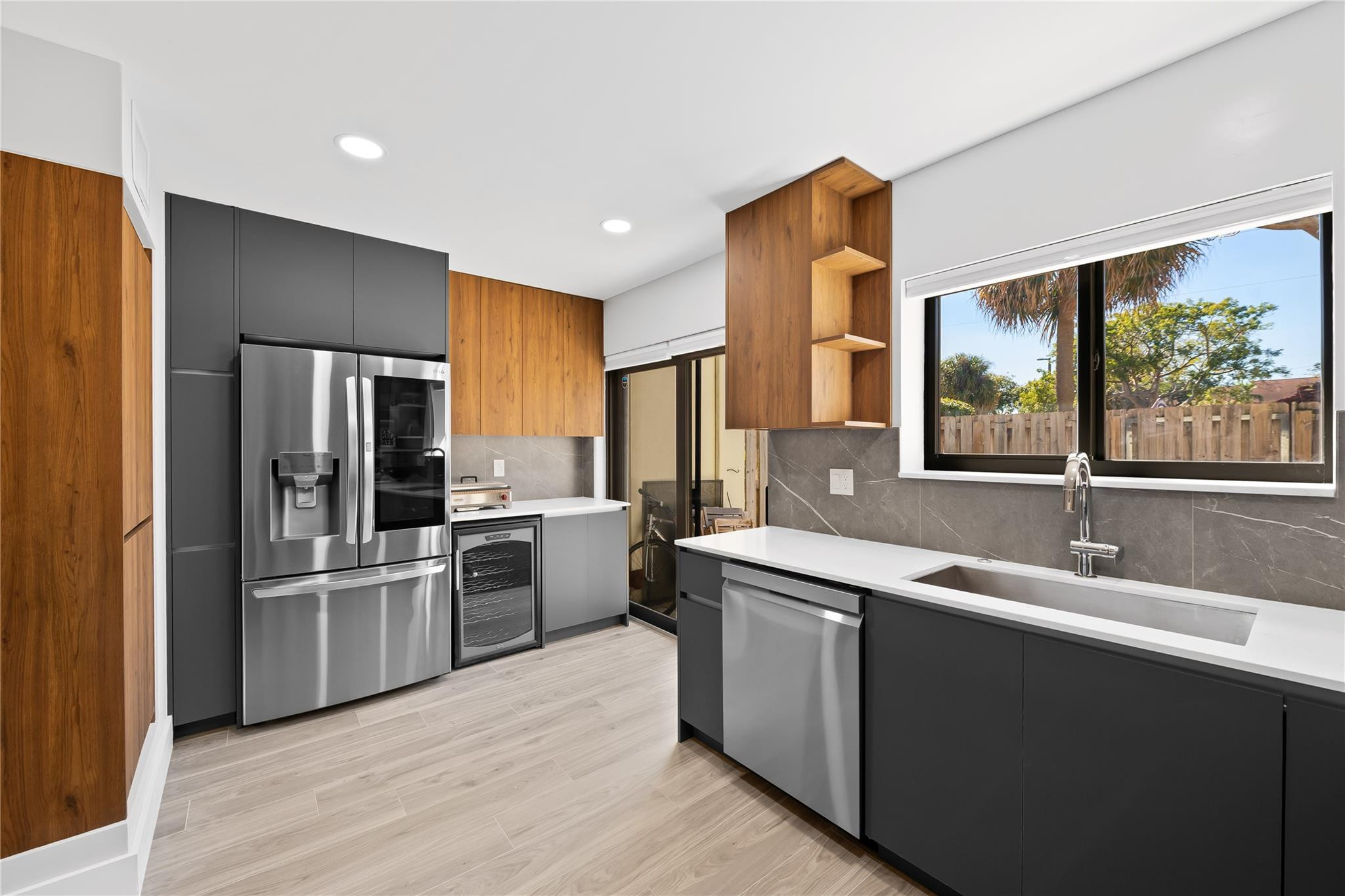 CITY VIEW - Residential Lease