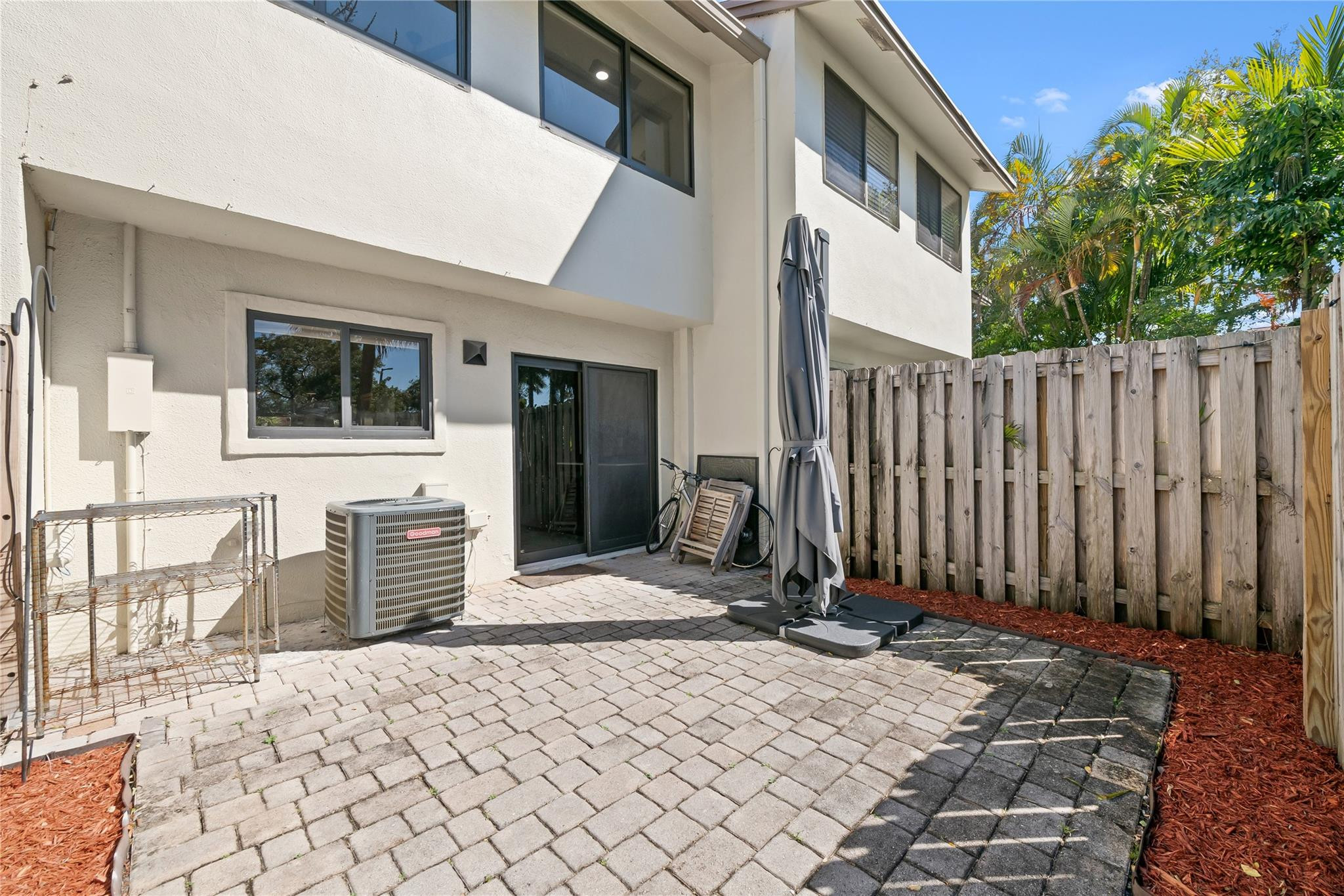 CITY VIEW - Residential Lease