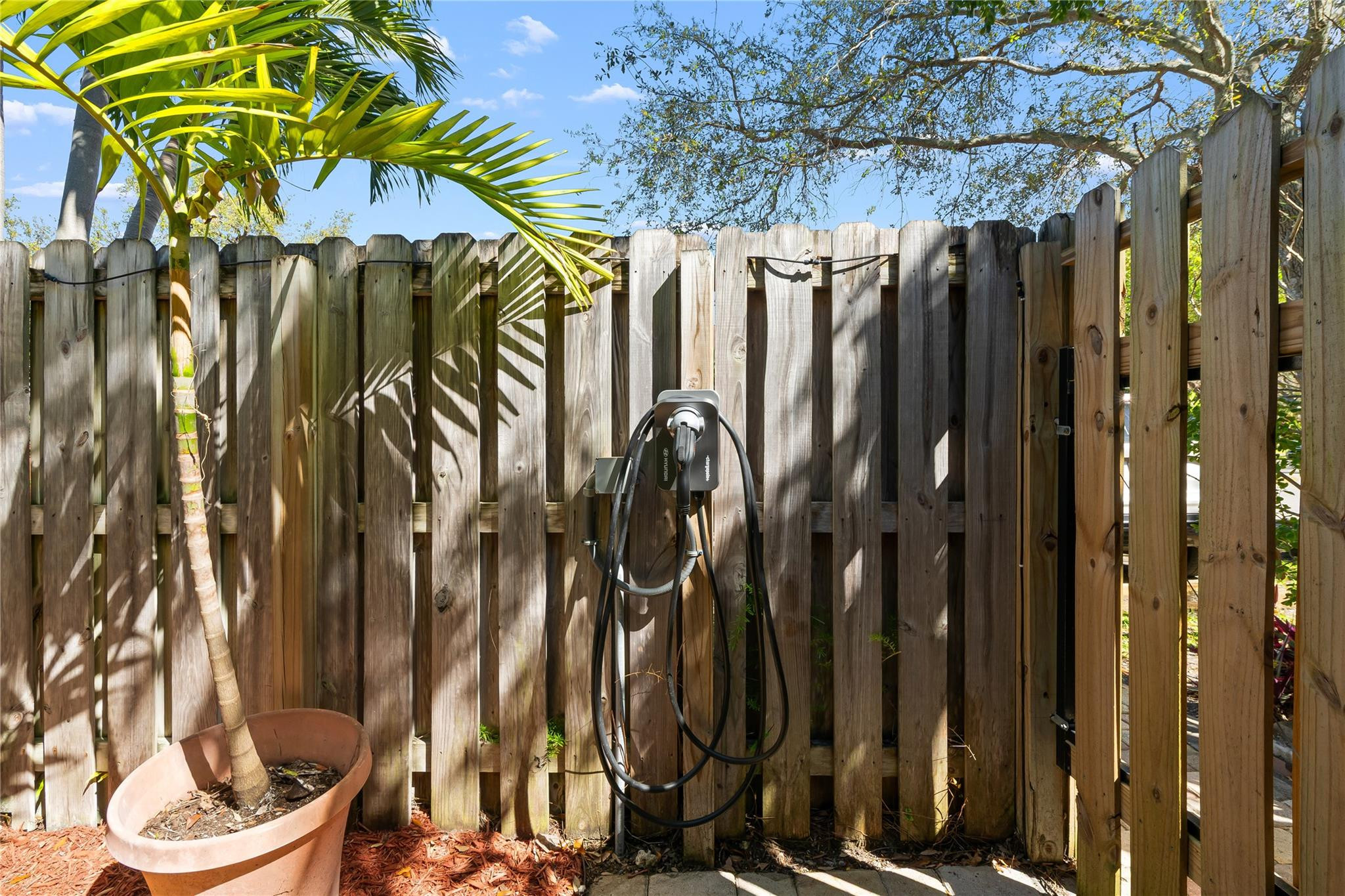 CITY VIEW - Residential Lease