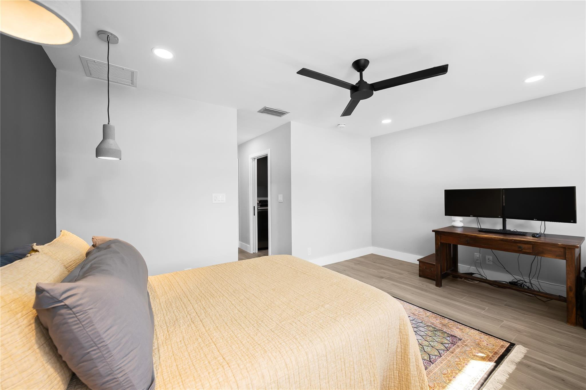 CITY VIEW - Residential Lease