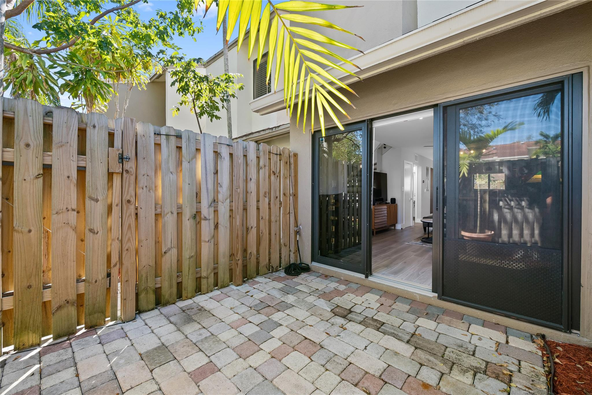 CITY VIEW - Residential Lease