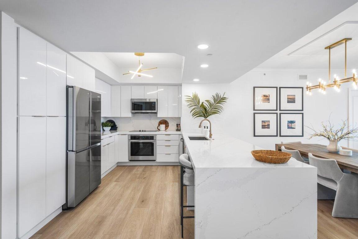 MARINA GRANDE RIVIERA BEACH CONDO - Residential