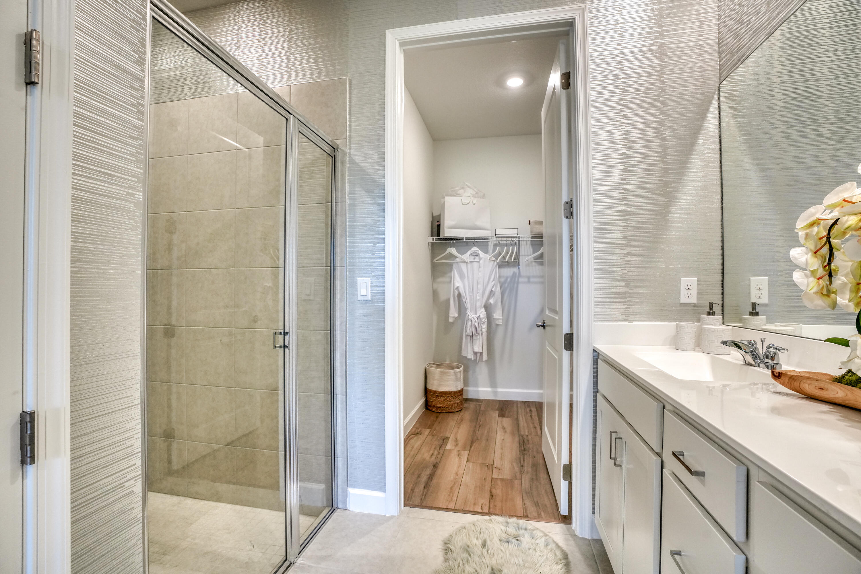 DELRAY TRAILS - Residential