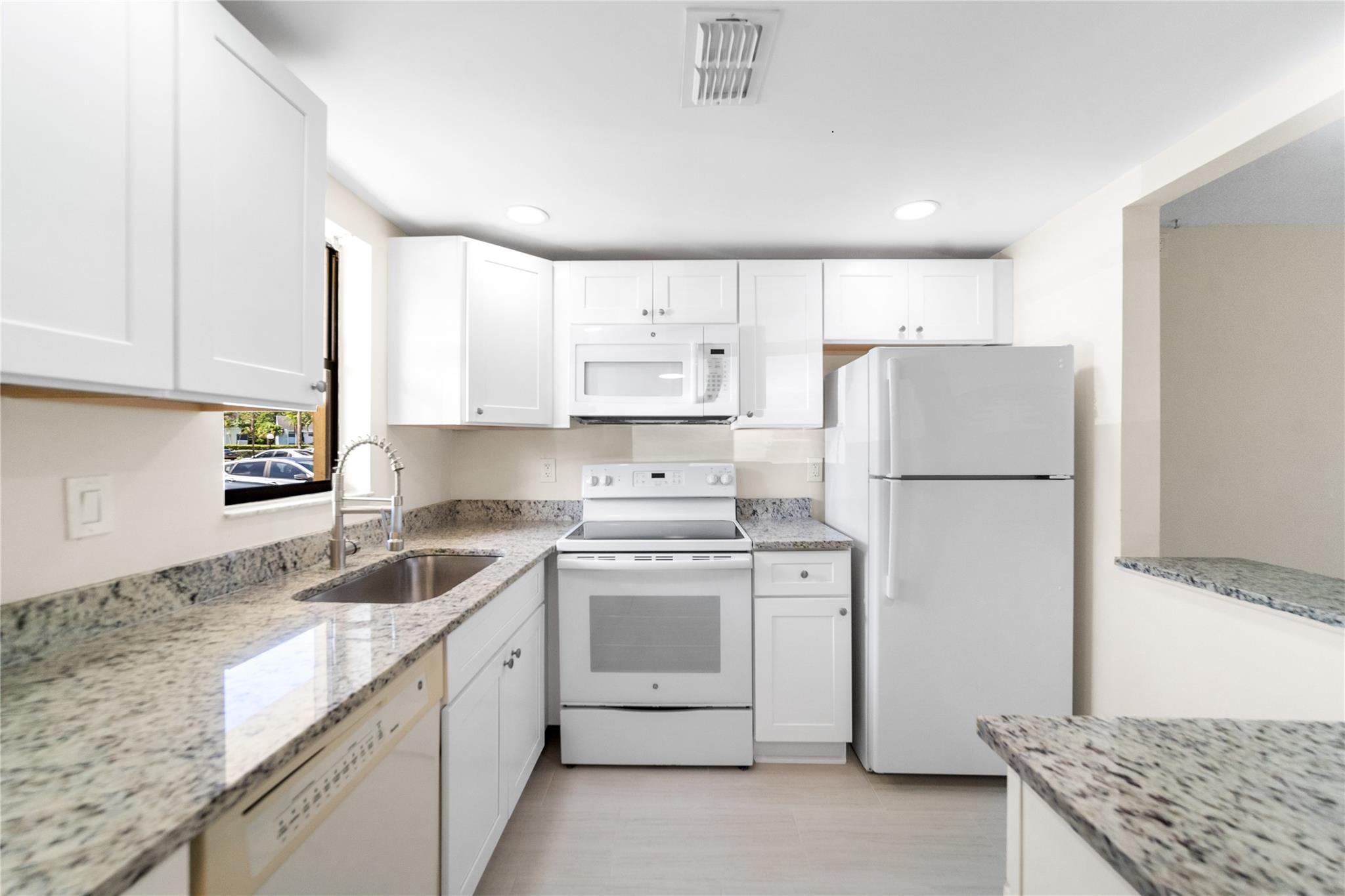 ISLE OF SANDALFOOT CONDO - Residential