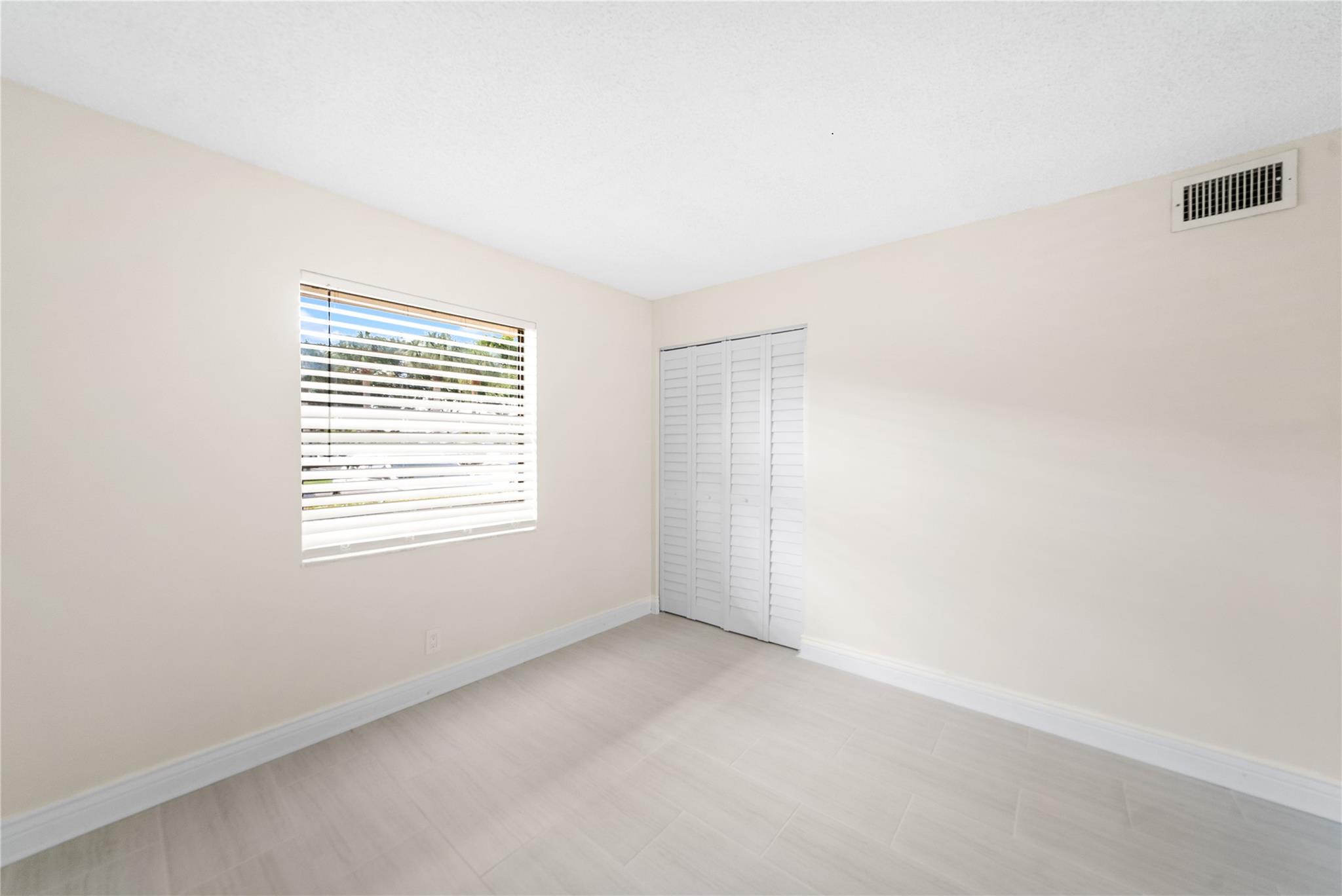 ISLE OF SANDALFOOT CONDO - Residential