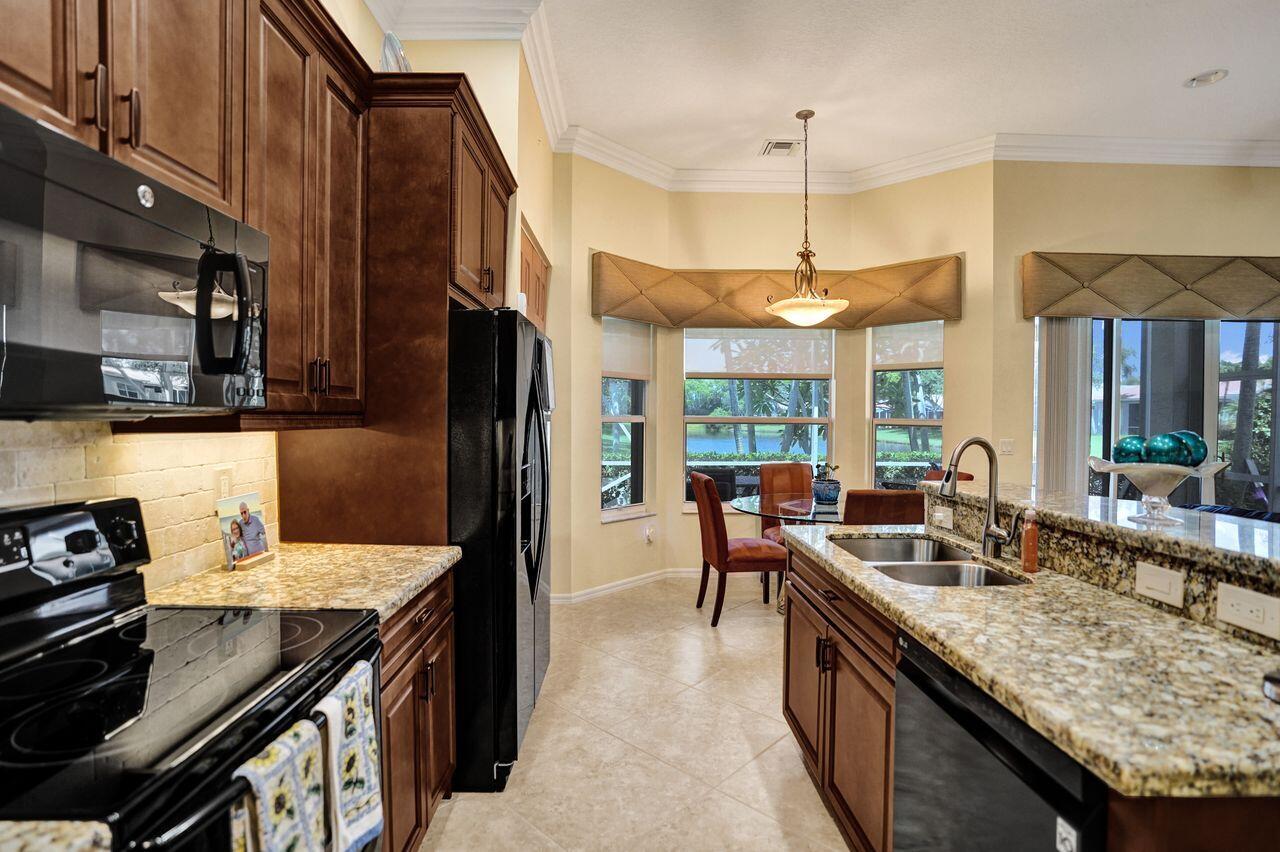 AVALON ESTATES - Residential