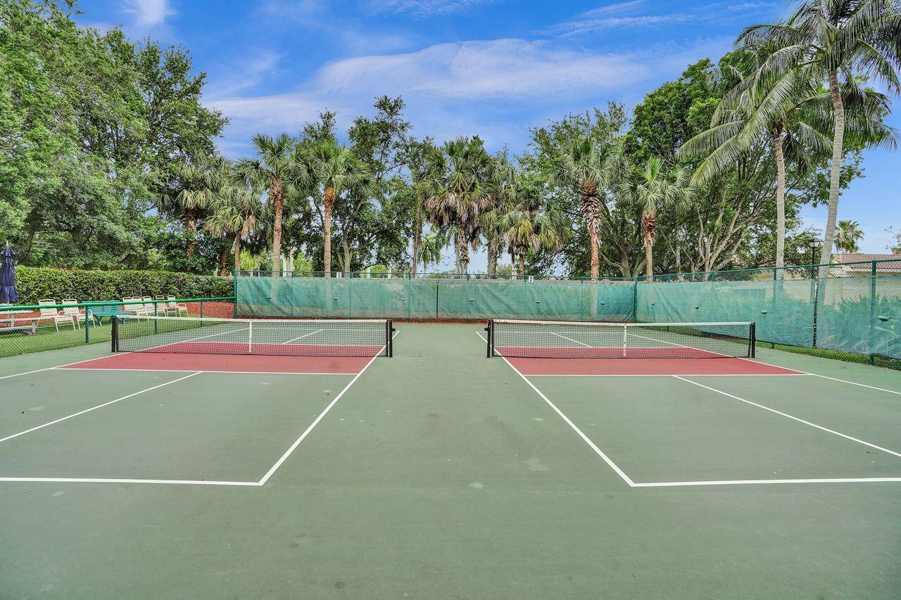 AVALON ESTATES - Residential
