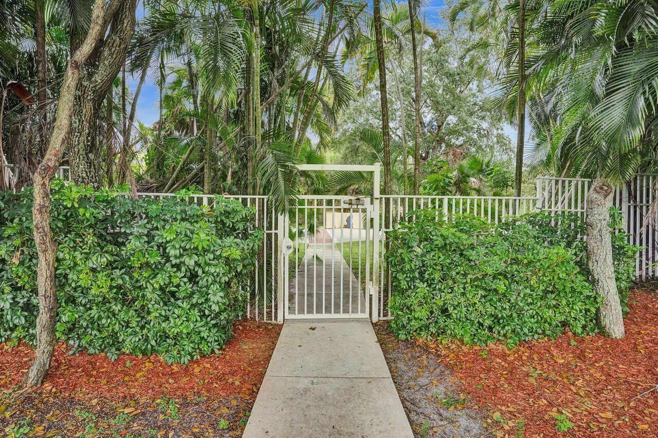 AVALON ESTATES - Residential