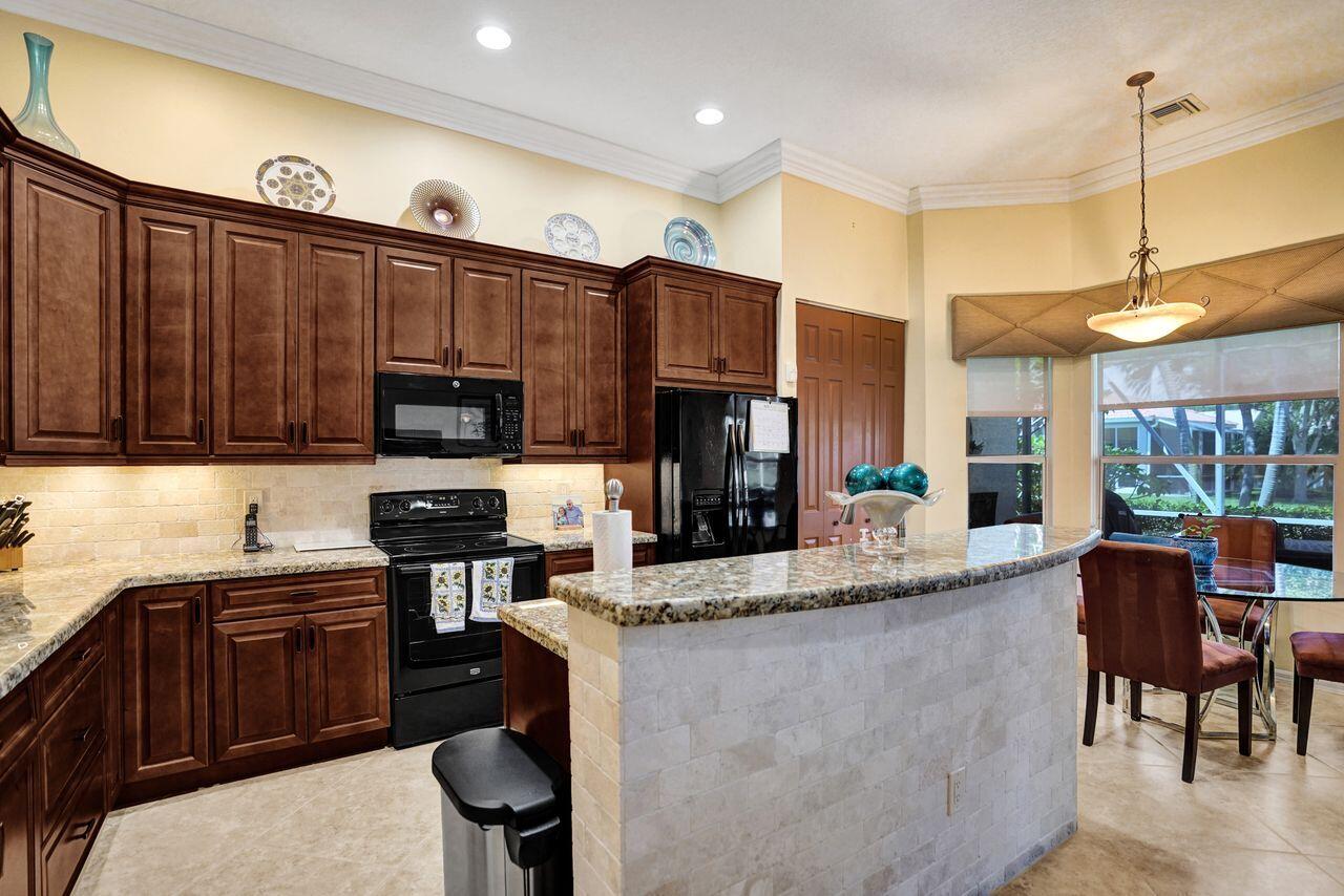 AVALON ESTATES - Residential