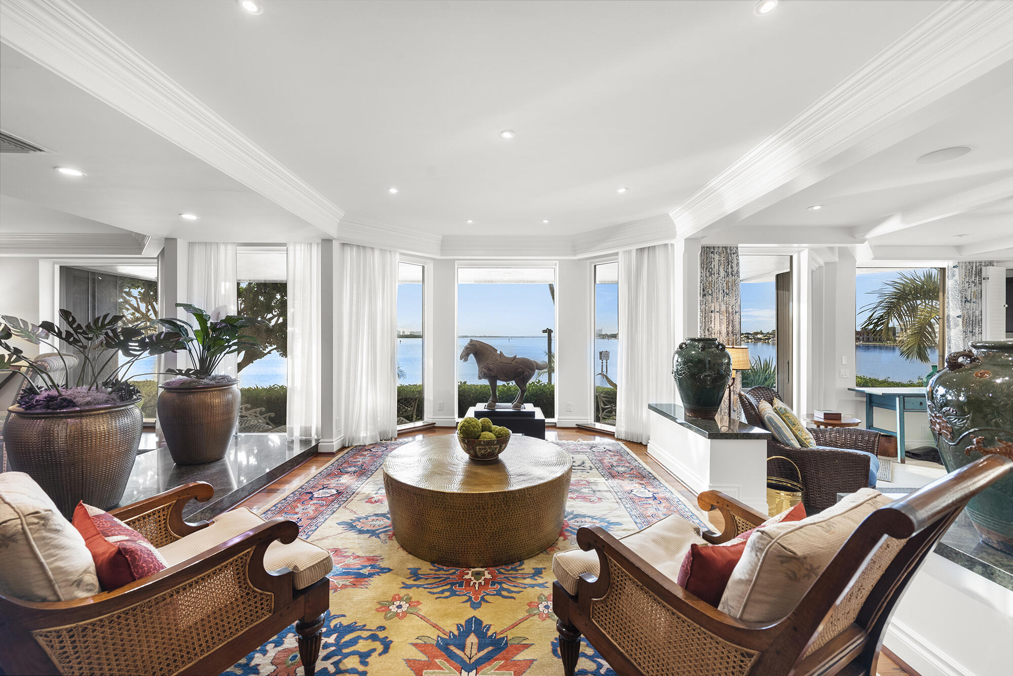 OLD PORT COVE LAKE POINT TOWER CONDO - Residential