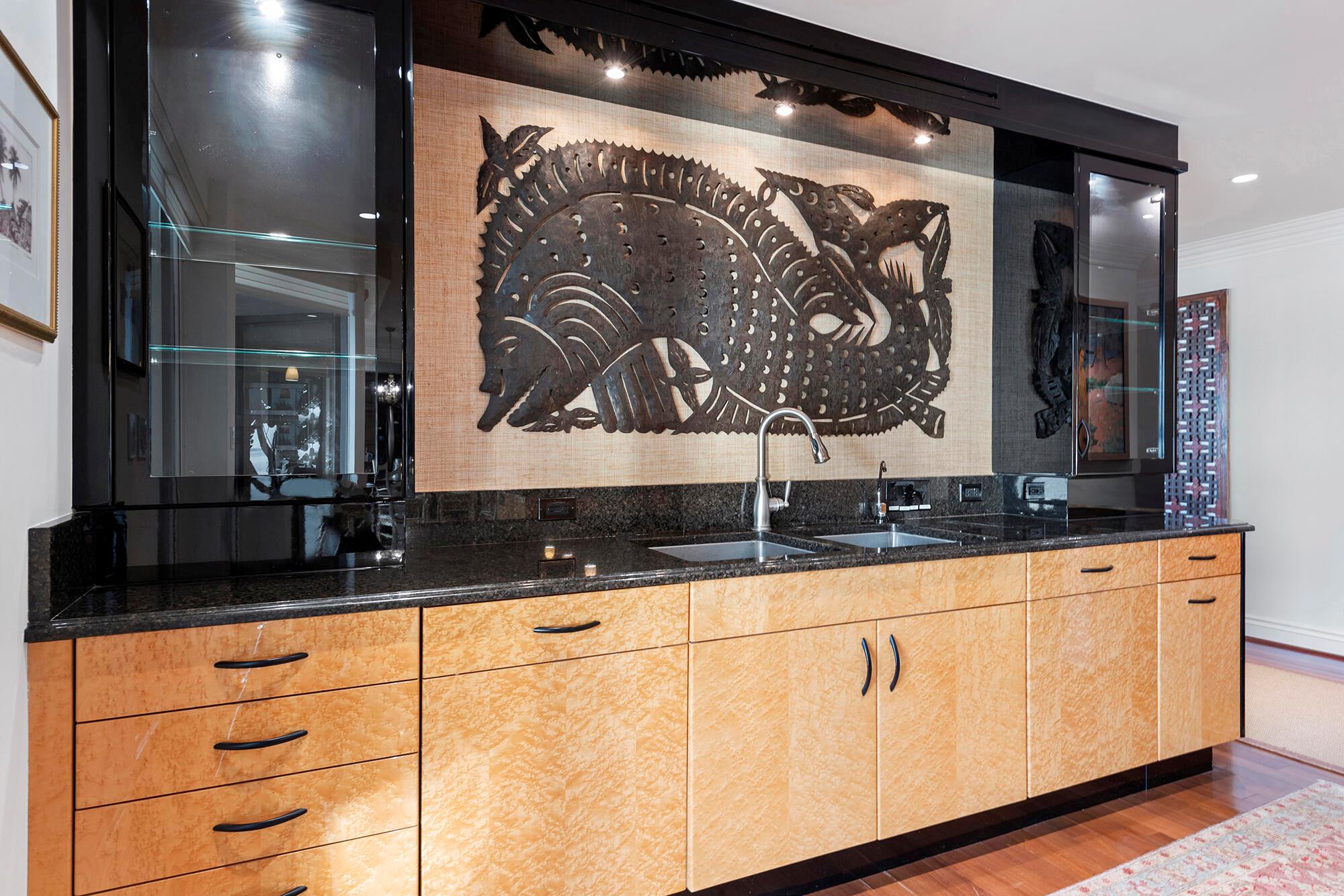 OLD PORT COVE LAKE POINT - Residential