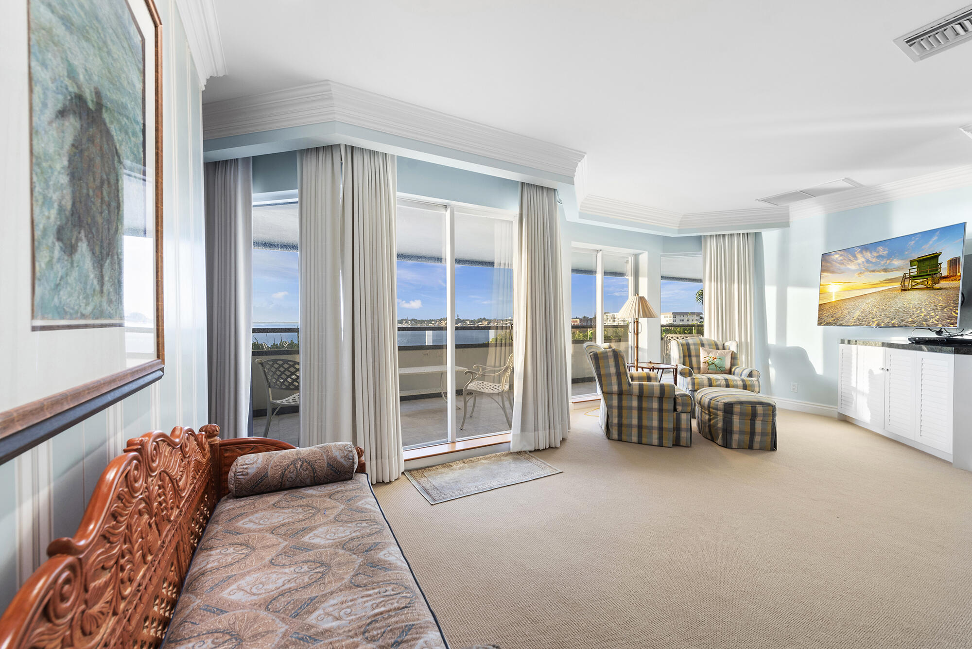 OLD PORT COVE LAKE POINT TOWER CONDO - Residential