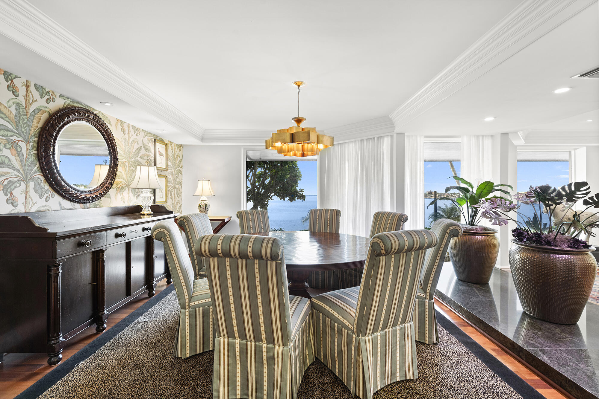 OLD PORT COVE LAKE POINT TOWER CONDO - Residential