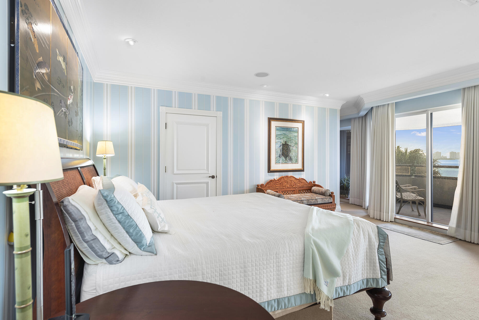 OLD PORT COVE LAKE POINT TOWER CONDO - Residential