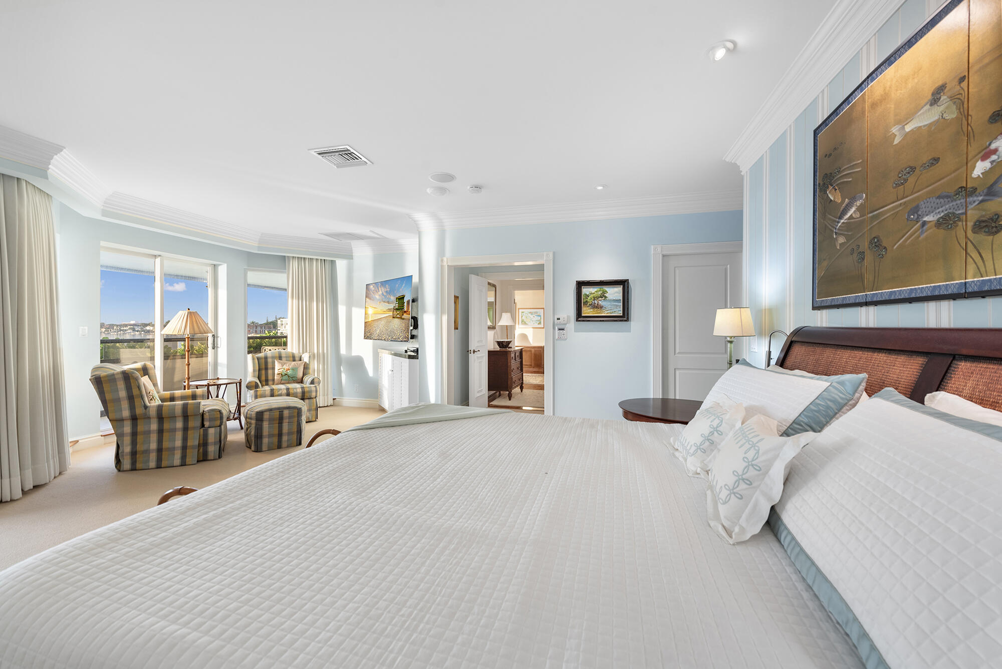 OLD PORT COVE LAKE POINT TOWER CONDO - Residential