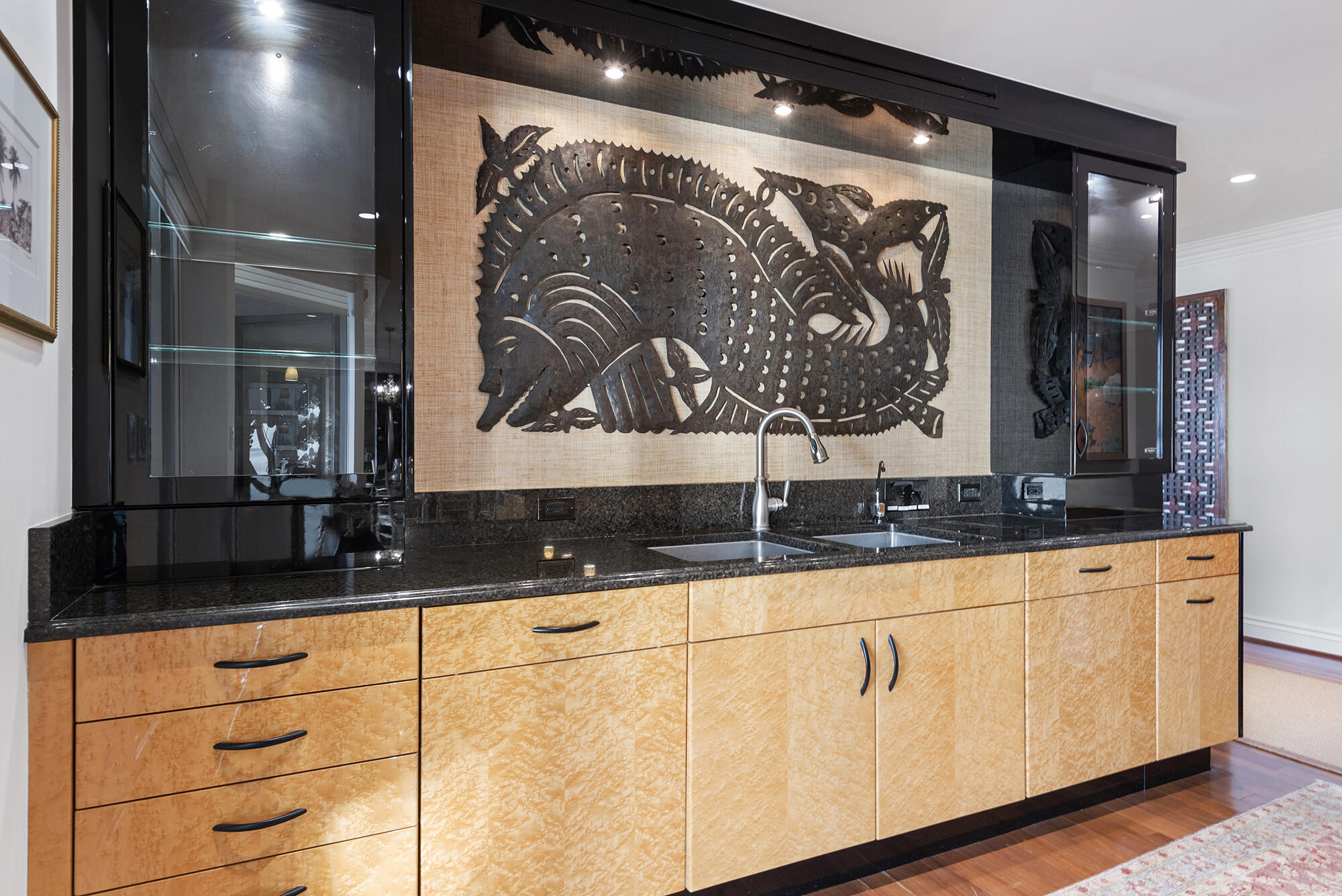 OLD PORT COVE LAKE POINT TOWER CONDO - Residential