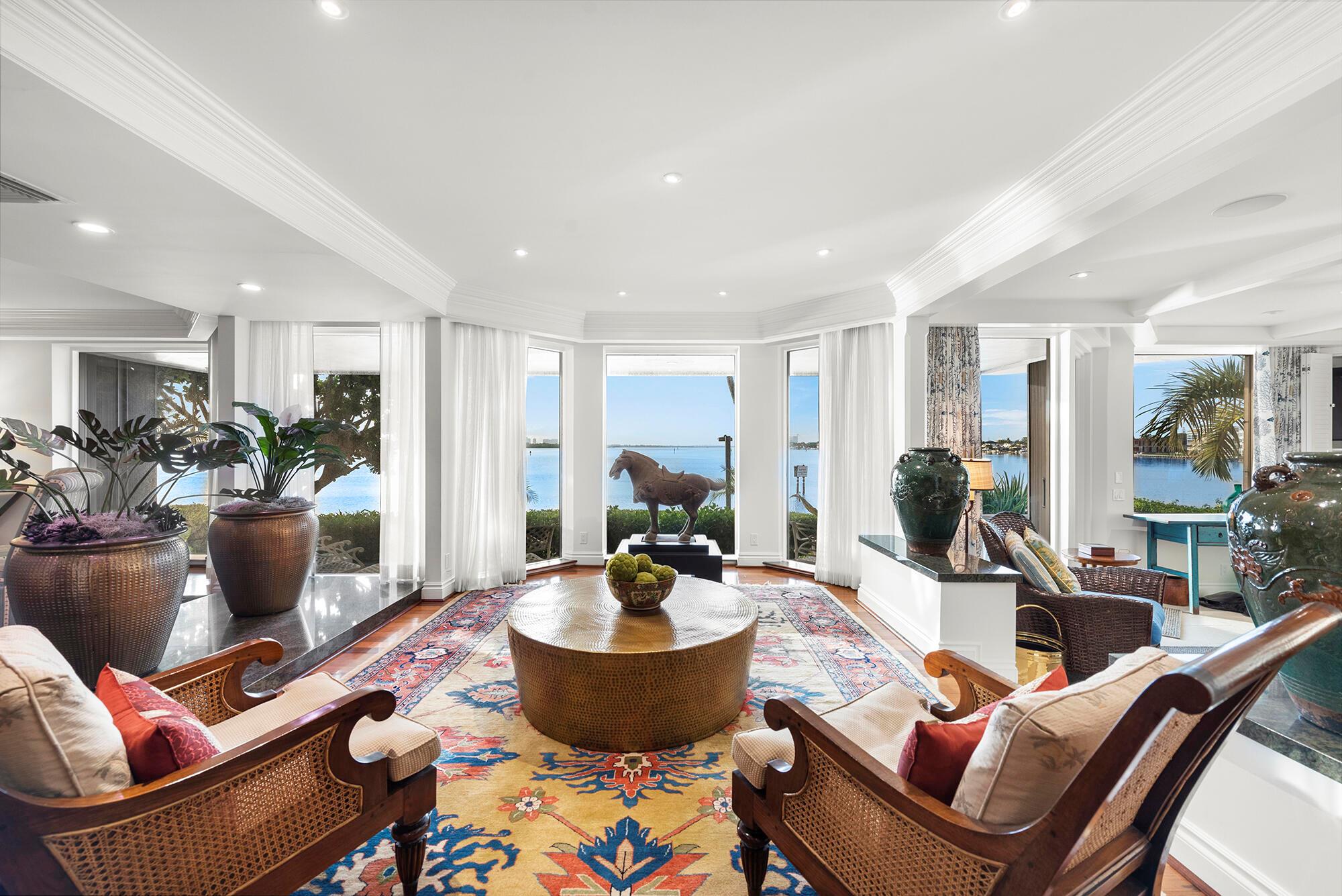 OLD PORT COVE LAKE POINT - Residential