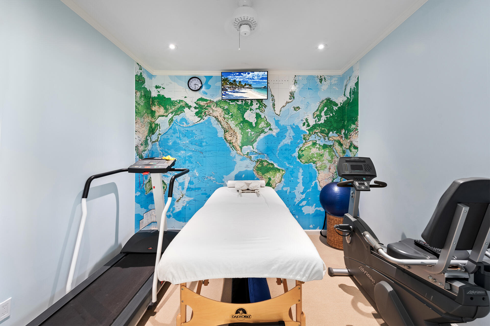 OLD PORT COVE LAKE POINT TOWER CONDO - Residential