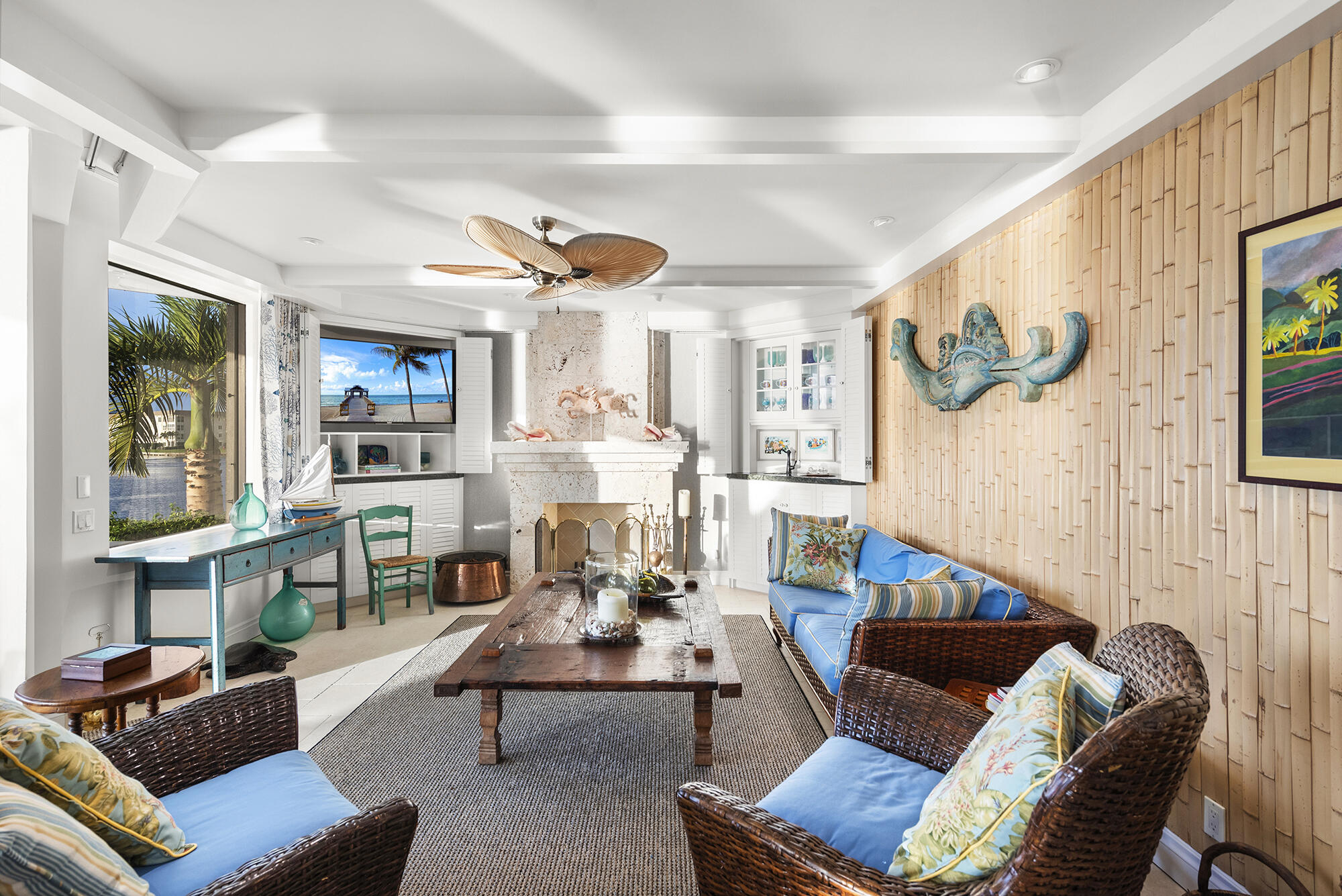 OLD PORT COVE LAKE POINT TOWER CONDO - Residential