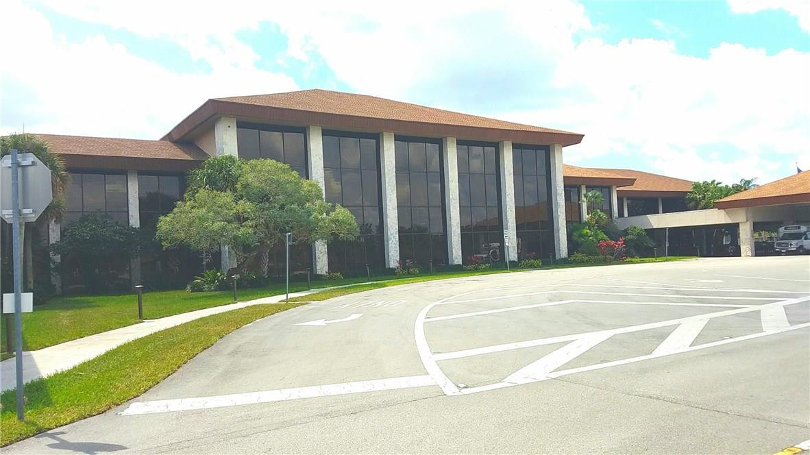 CENTURY VILLAGE IVANHOE E - Residential