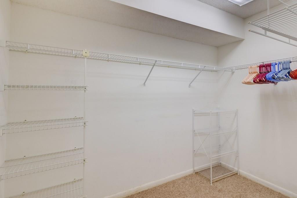 CENTURY VILLAGE IVANHOE E - Residential