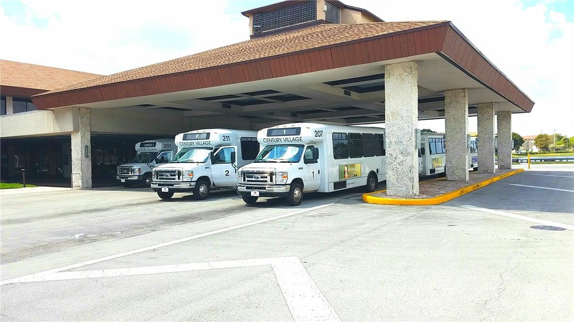 CENTURY VILLAGE IVANHOE E - Residential