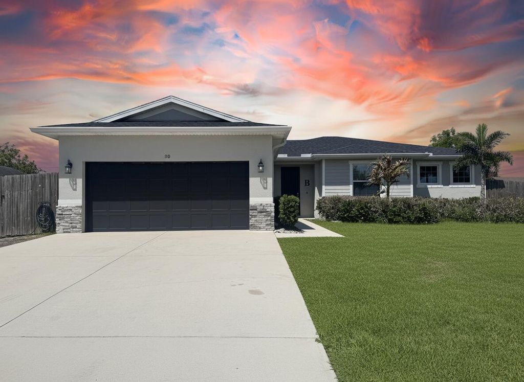 Photo of 110 SW Pilsner Circle, Port Saint Lucie, FL 34953 (MLS # B26016411)