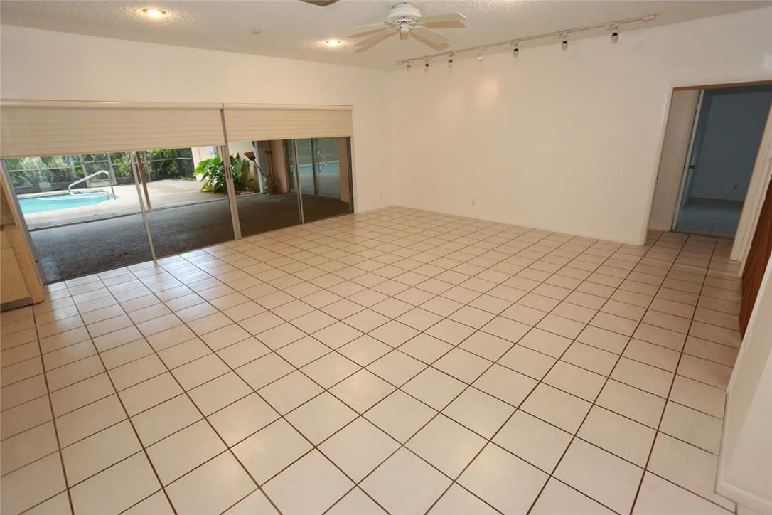 Bonaventure Lakes - Residential