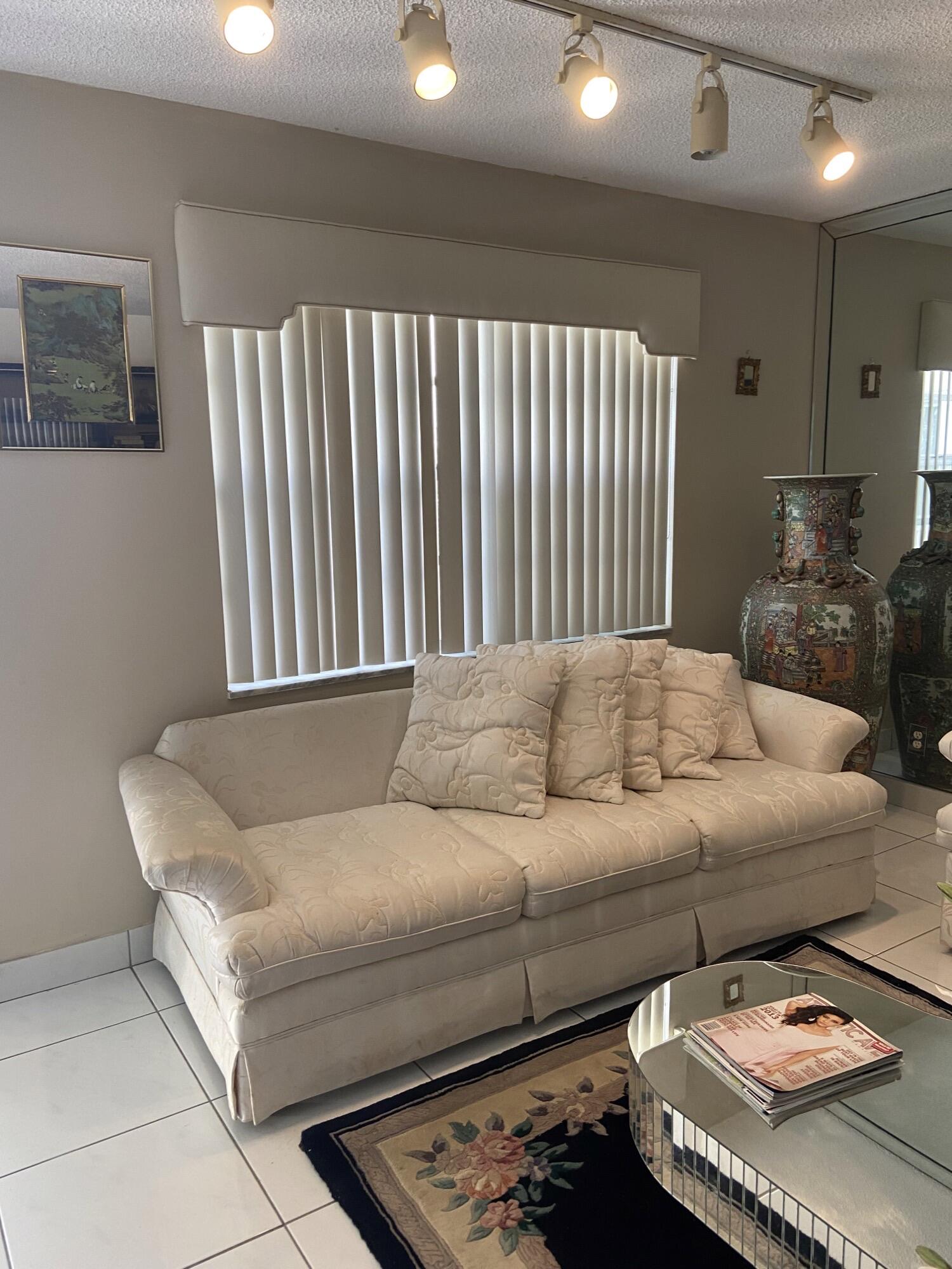 KINGS POINT - Residential Lease