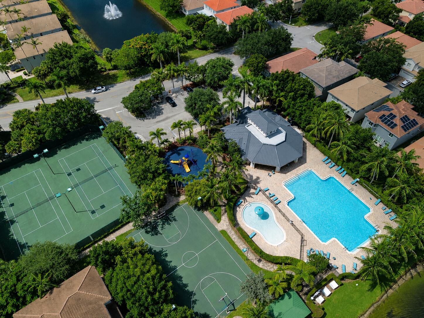 2145 Oakmont Drive, Riviera Beach, FL, 33404/$325,000 3 2145 Oakmont Drive