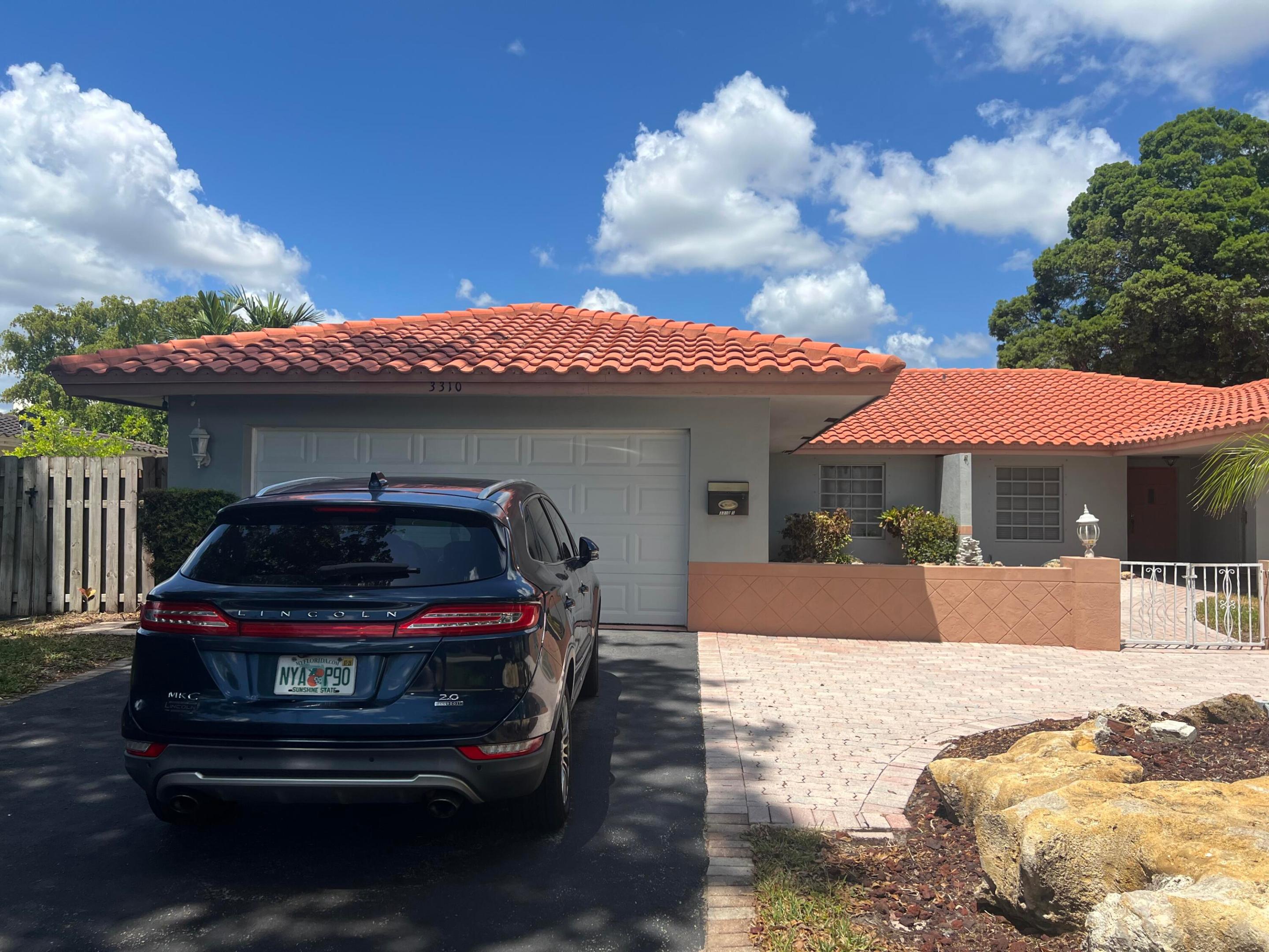 3310 NW 90th Avenue 3310-3310s