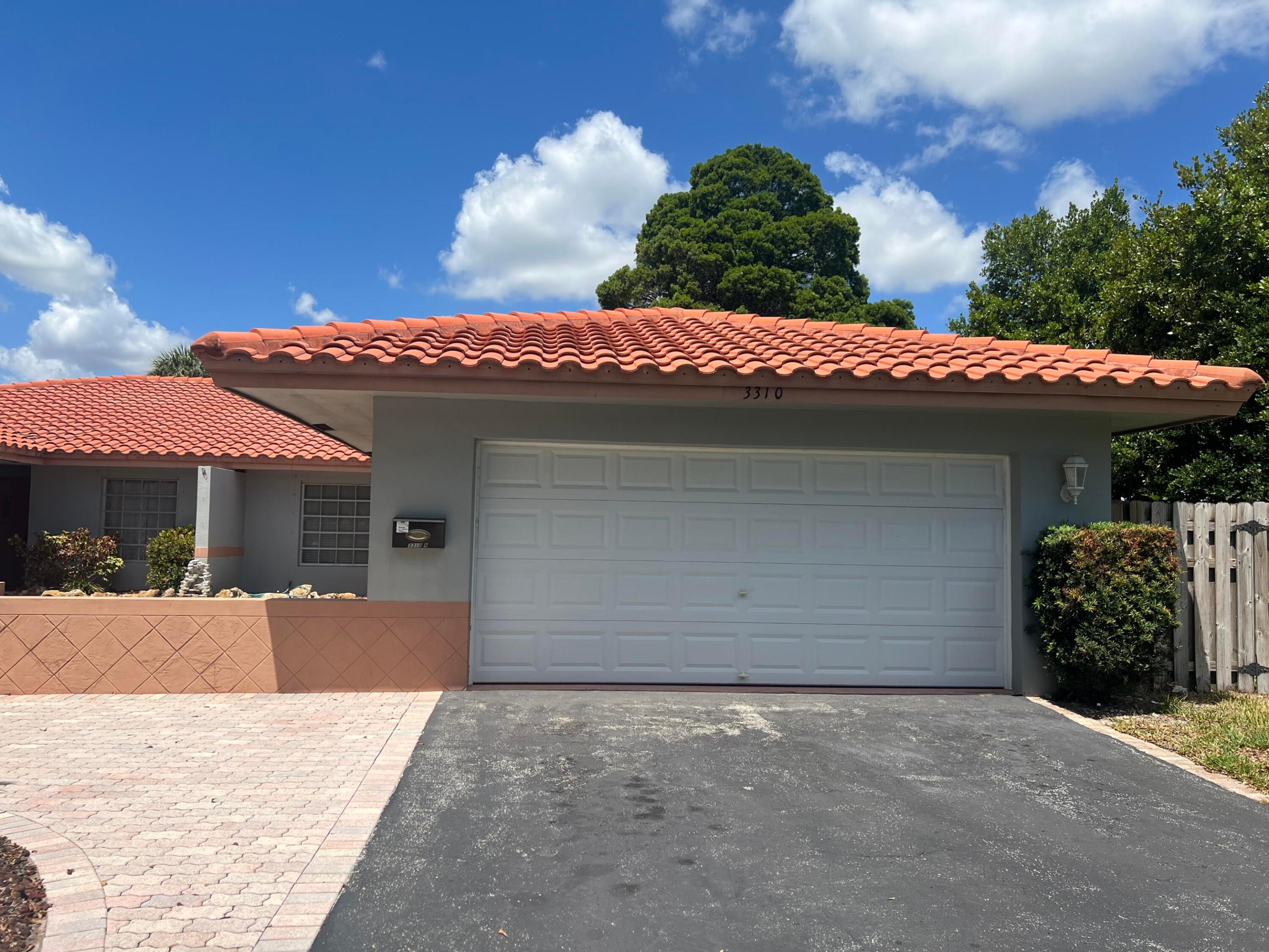 3310 NW 90th Avenue 3310-3310s