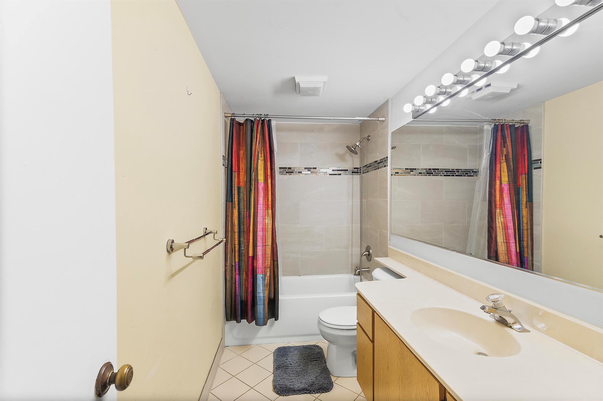 HERITAGE VILLAGE OF P B L - Residential