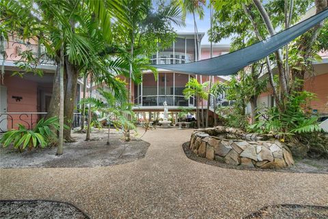 525 Antioch Avenue Fort Lauderdale FL 3992