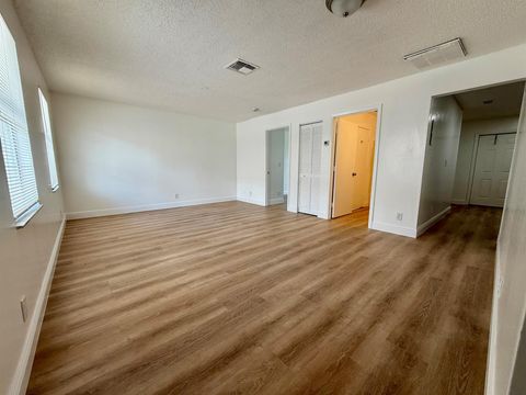 5296 Stacy Street C West Palm Beach FL 33417
