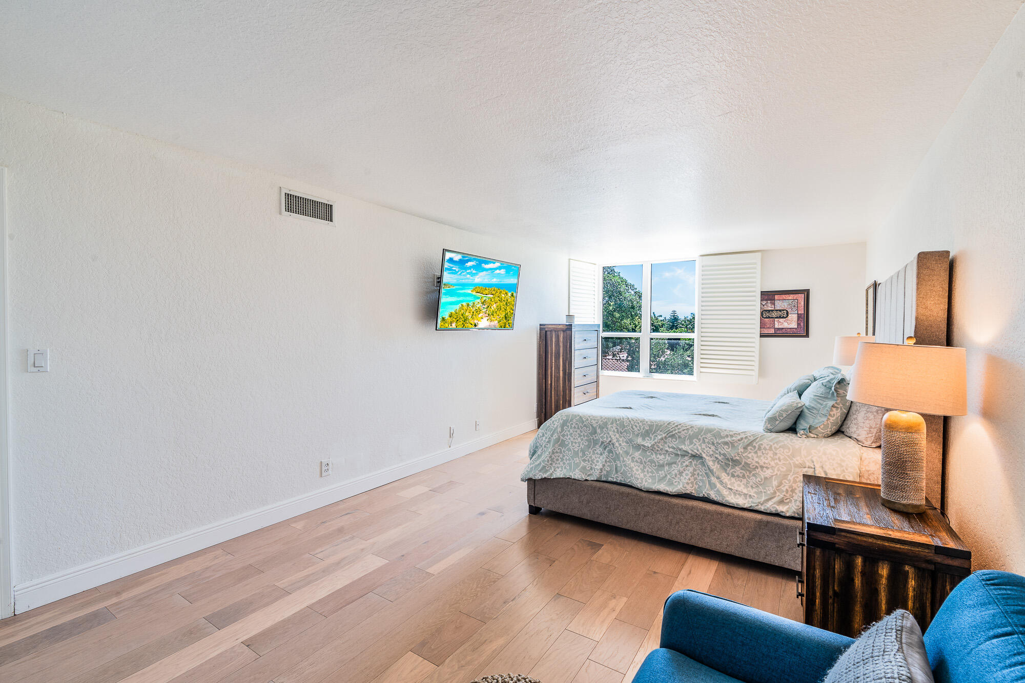 BOCA VIEW CONDO - Residential Lease