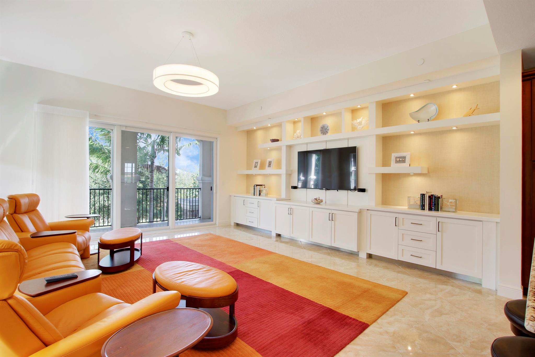 CARRIAGE HOMES AT FRENCHM - Residential