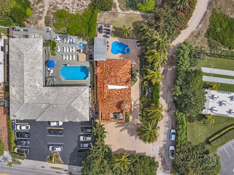 A home in Deerfield Beach