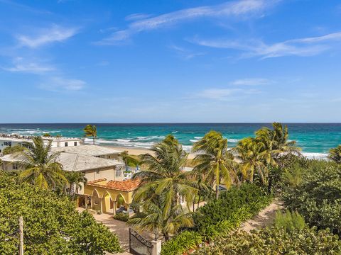 A home in Deerfield Beach