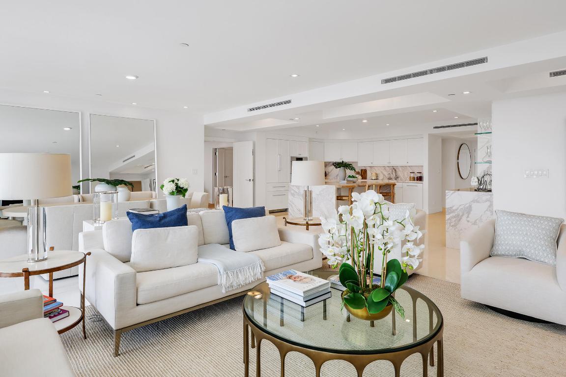 TWENTY ONE HUNDRED CONDO - Residential