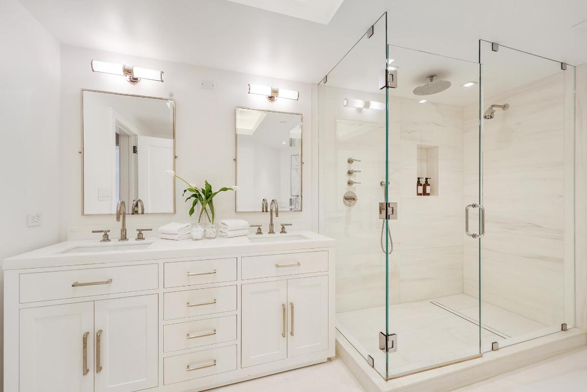 TWENTY ONE HUNDRED CONDO - Residential