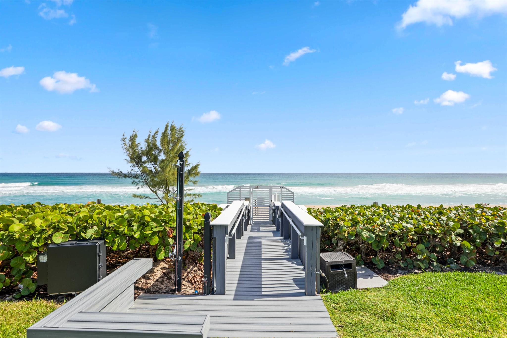 TWENTY ONE HUNDRED CONDO - Residential