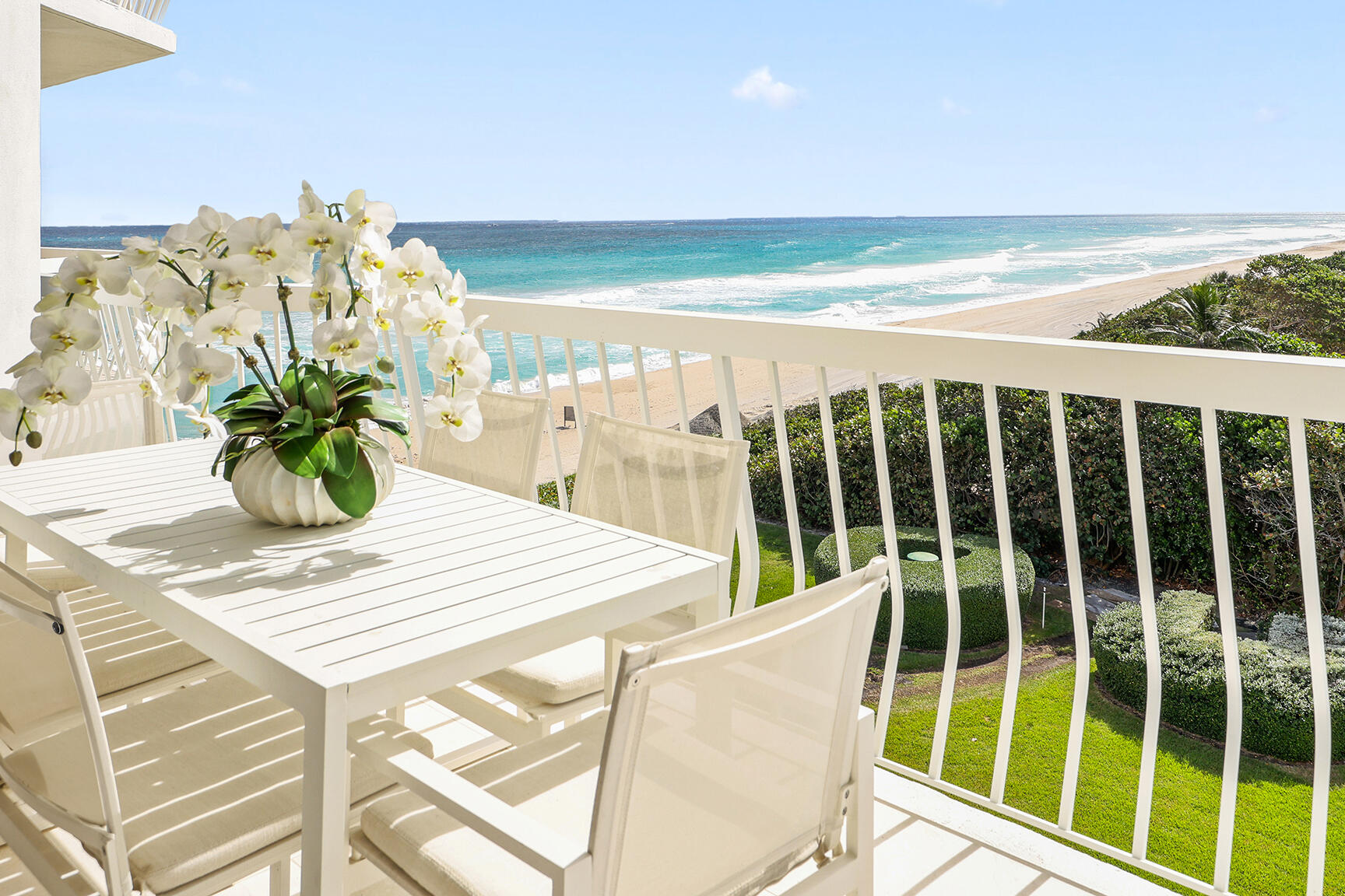 TWENTY ONE HUNDRED CONDO - Residential