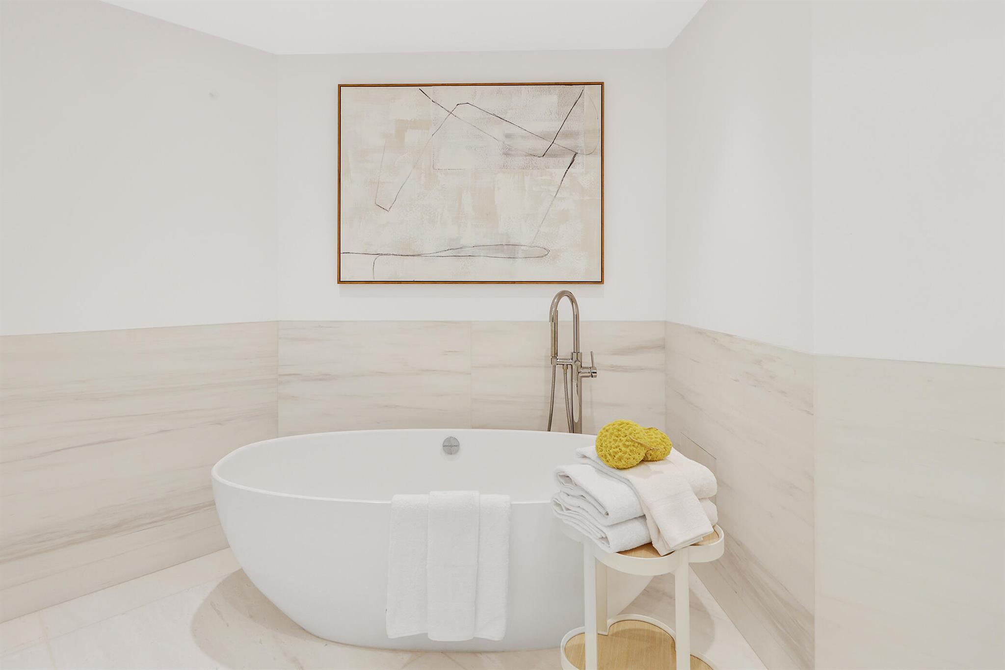 TWENTY ONE HUNDRED CONDO - Residential