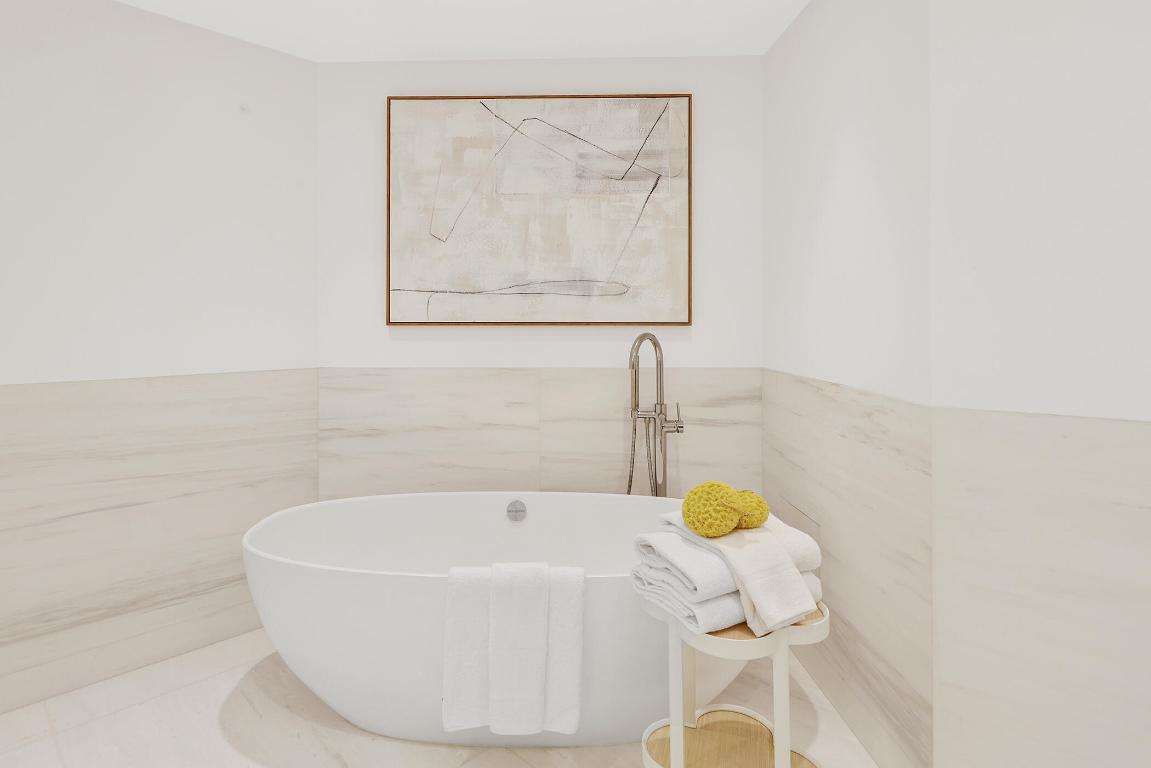 TWENTY ONE HUNDRED CONDO - Residential